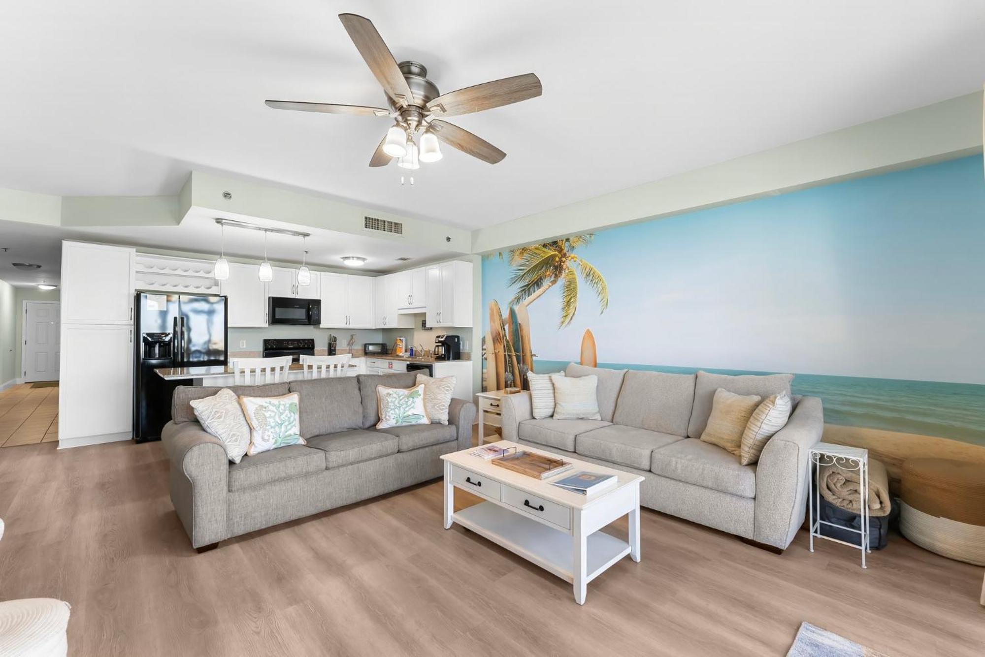 Living Right At Laketown Wharf #1016 By Nautical Properties Panama City Beach Bagian luar foto